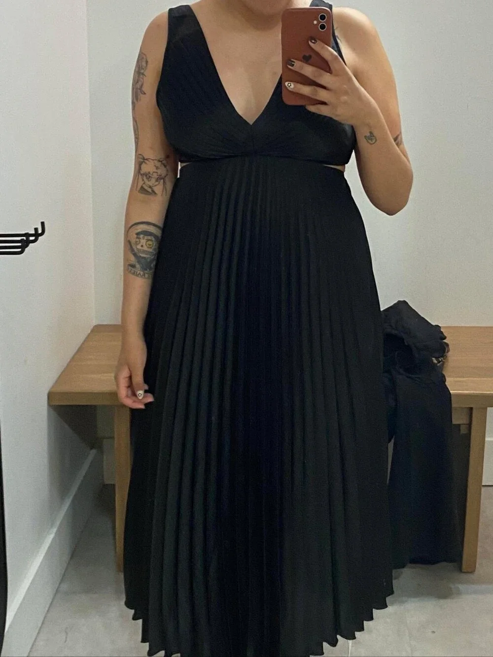 Abercrombie & Fitch Black Pleated V-Neck Dress